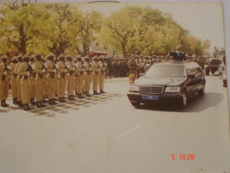 défilé 4 avril 2003